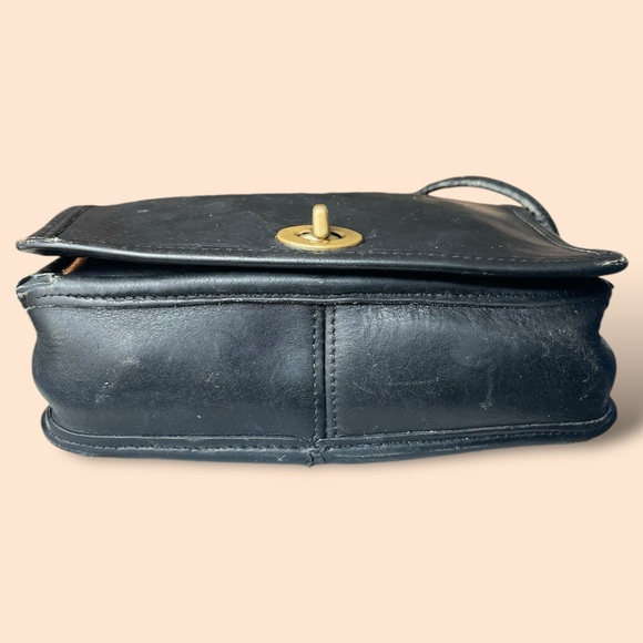 Vintage Coach New York Companion Leather Flap Twist lock Crossbody Bag Authentic - Picture 5 of 16